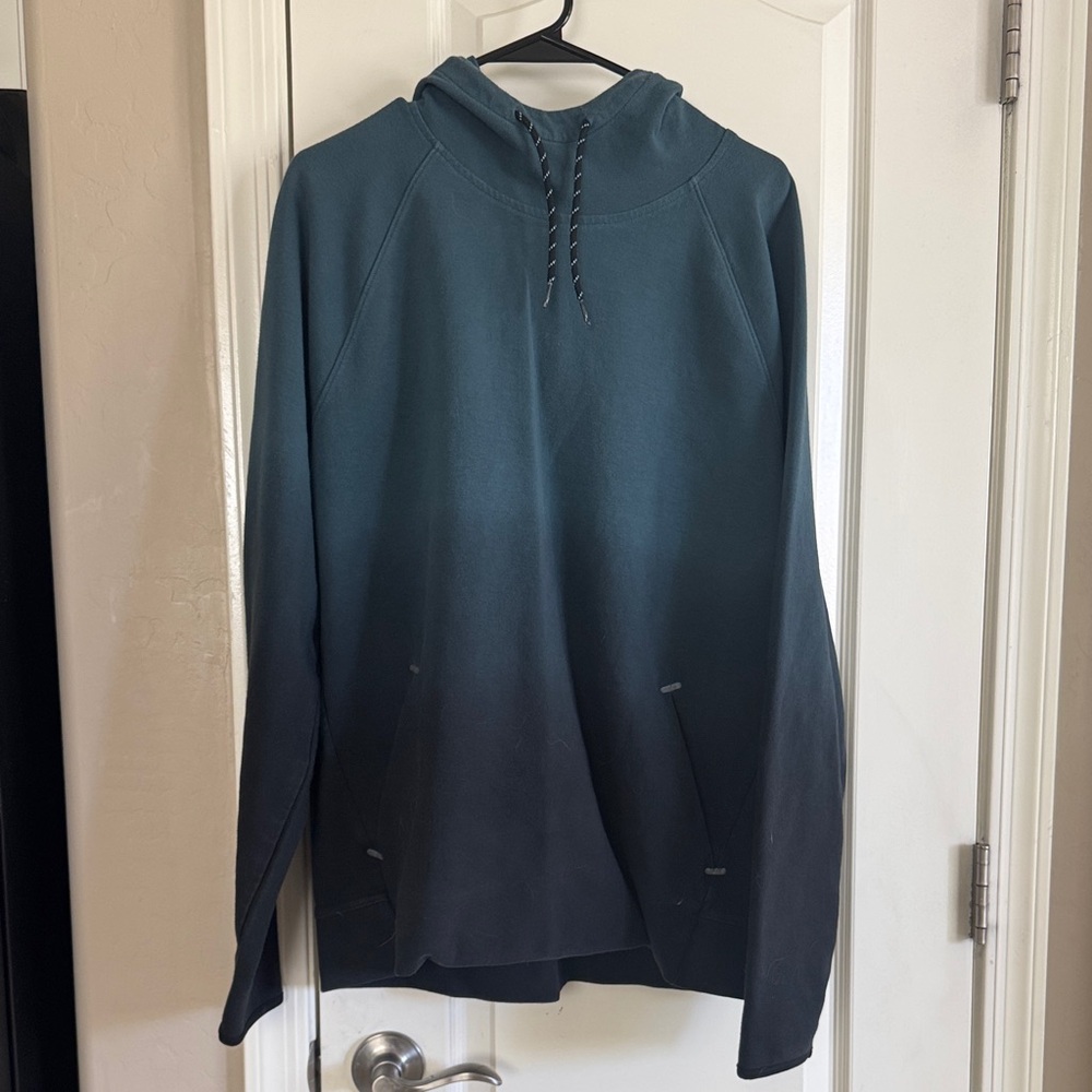 Old Navy Gradient Teal and Black Hoodie / W23